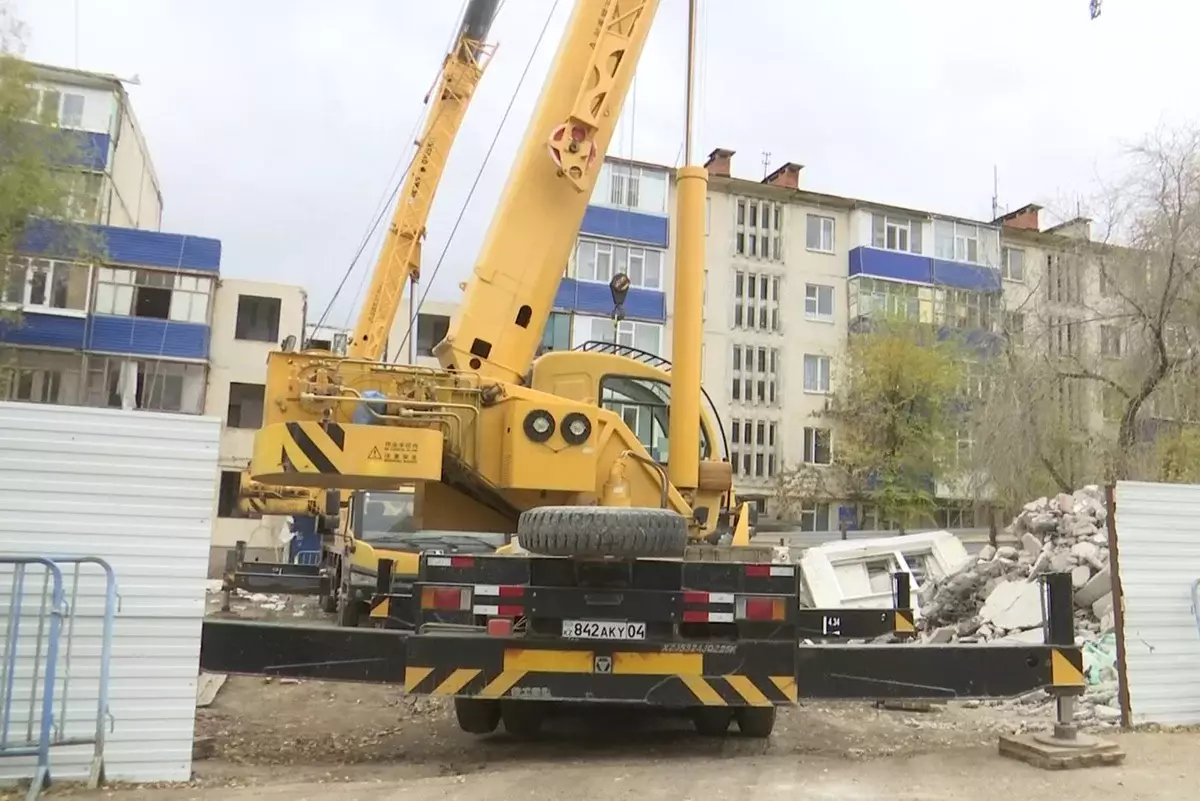 Взрыв в многоэтажке: в Актобе восстанавливают жилой дом