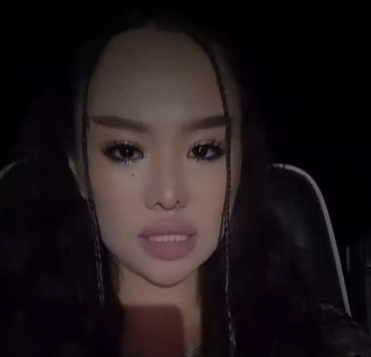 Мама Шерхана Калмурзы недовольна критикой в свой адрес