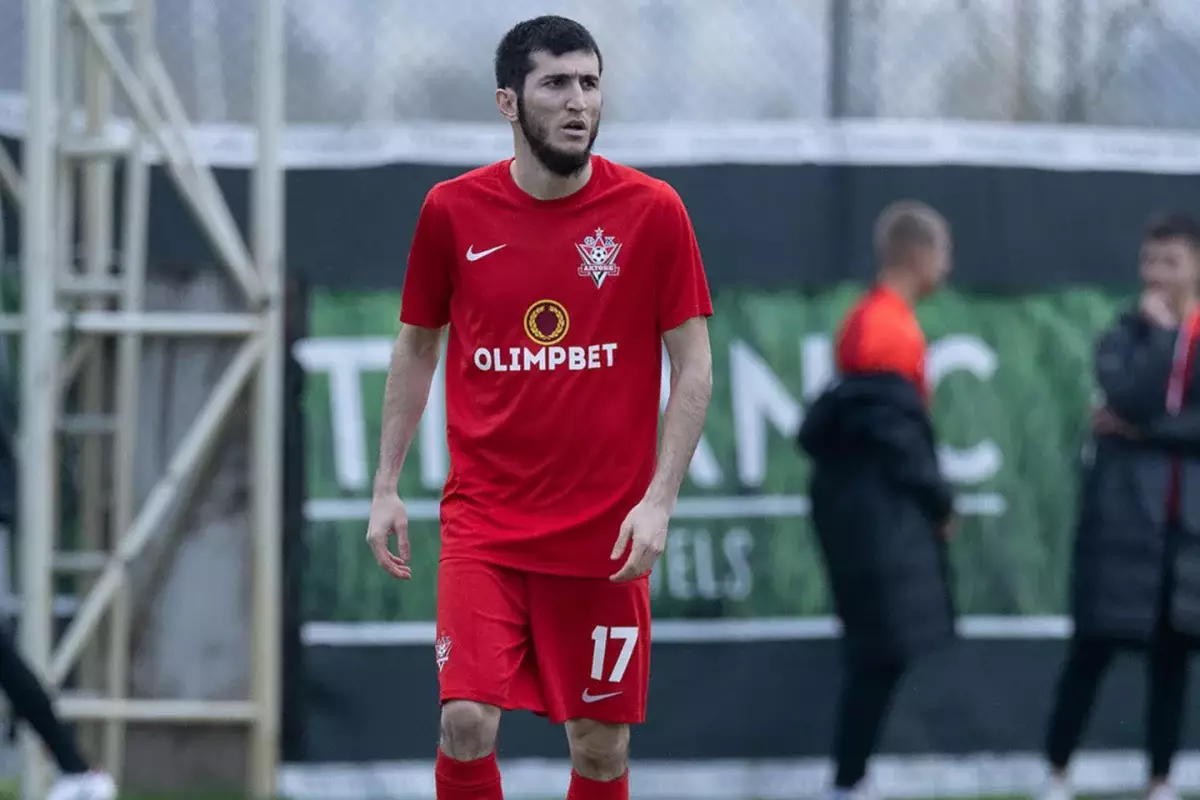 “Ақтөбе” клубы Идрис Умаевтың келісім шартын созбауды құп көріпті