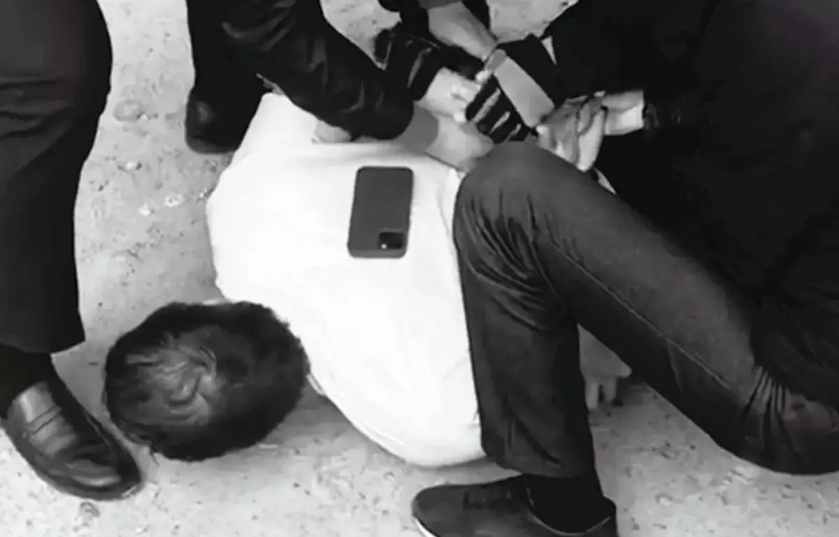 У водителя иномарки нашли пакеты с наркотиками в пригороде Актау (ВИДЕО)