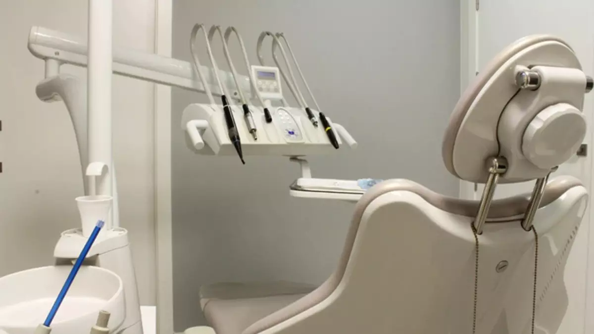 Ресейлік стоматолог қазақстандық клиникадан 800 мың теңге өндіріп алды