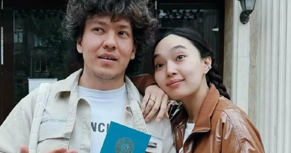   Айжұлдыз Адайбекованың күйеуі қарызын қайтара алмай жүргенін айтты   