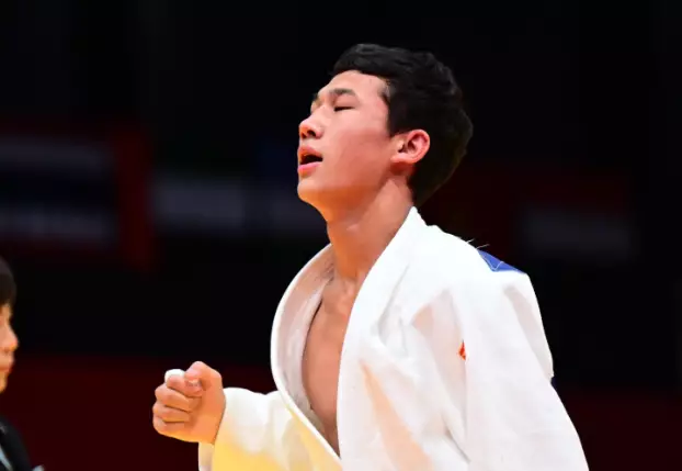 Казахстанский дзюдоист Еркен Бекали завоевал "золото" ЮАИ