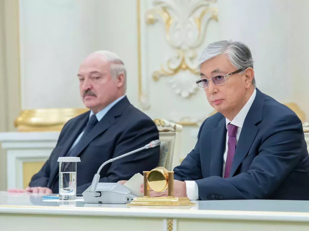 Отношения Беларуси и Казахстана обсуждаются лидерами по телефону