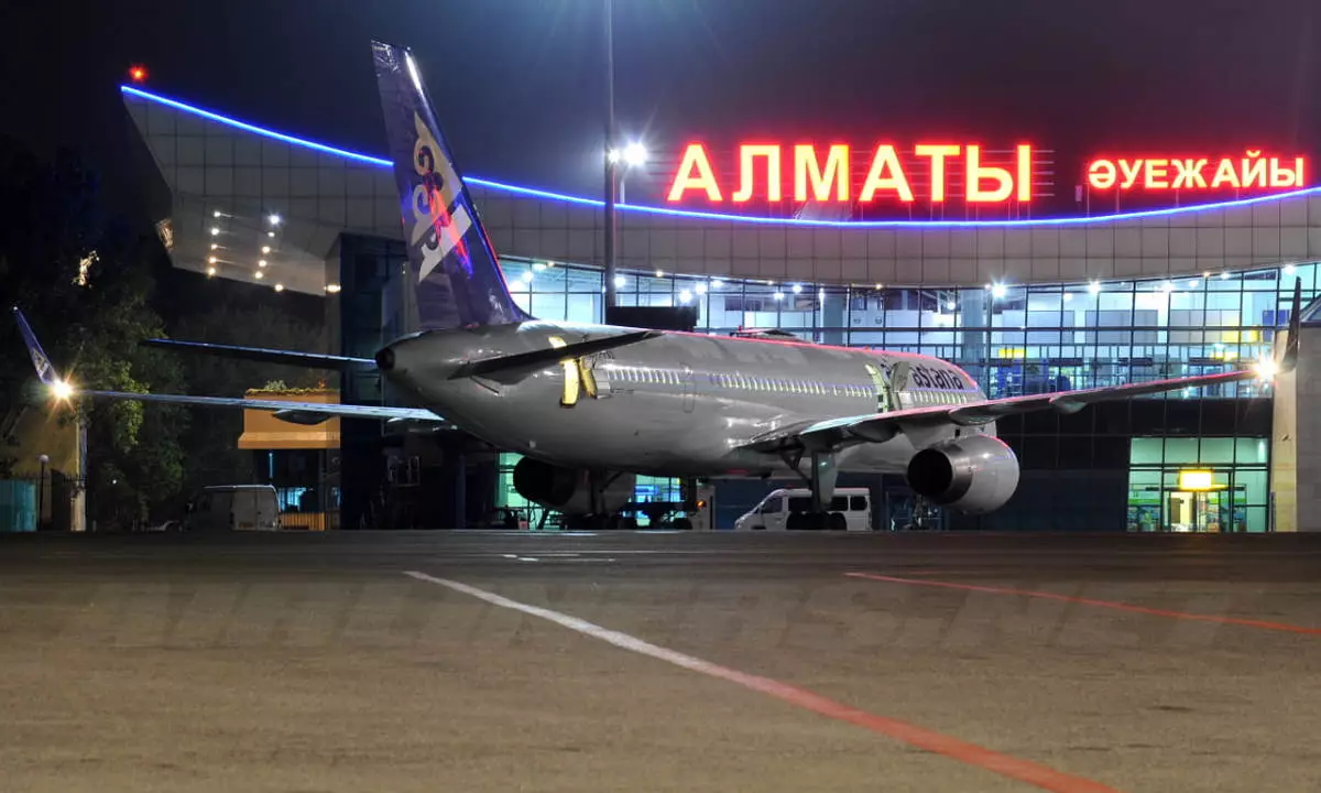 Белавиа с 18 декабря возобновит полеты в Алматы.