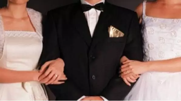 “Тоқал алатын азаматтың шотында 50 миллион, қорада мал, екі көлігі болуы шарт” - журналист