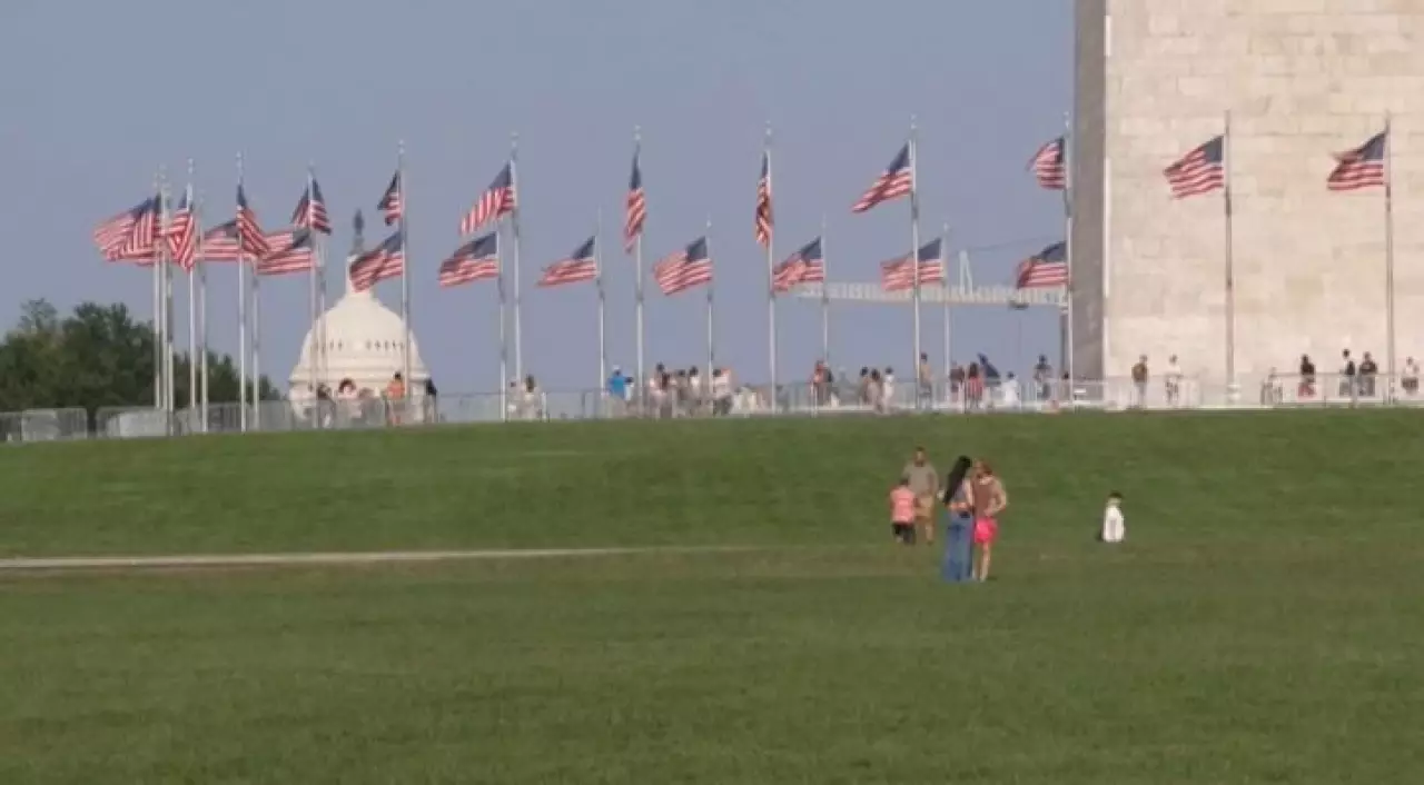 АҚШ-та пайыздық мөлшерлеме төмендеді