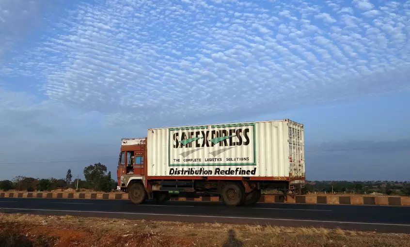Номера грузовиков незаконно дублировали в бланках разрешений Шымкенте