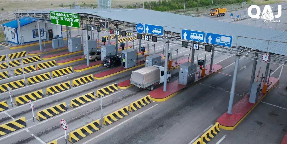 Ещё на двух трассах Казахстана начали приходить штрафы за превышение средней скорости