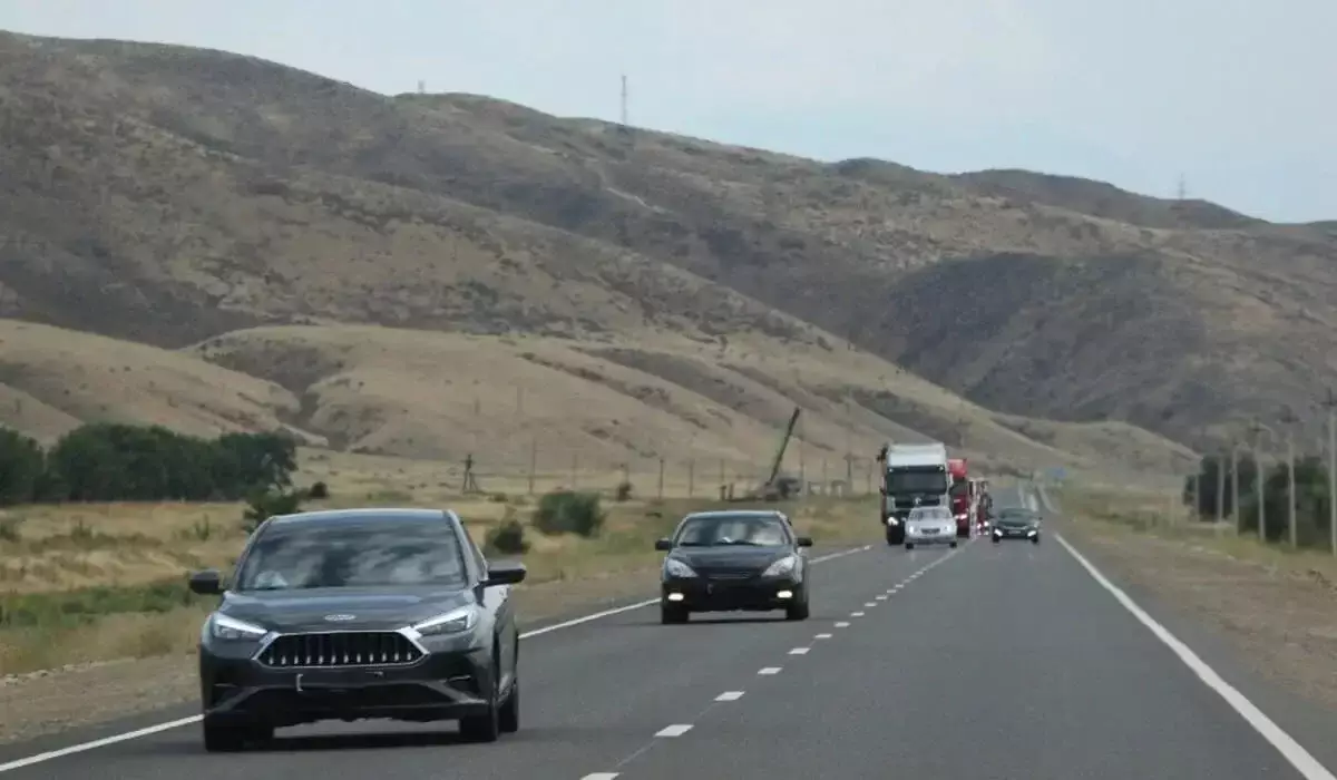 «ҚазАвтоЖол» трассаларда жылдамдықты асырған көліктердің дерегін тіркей бастады