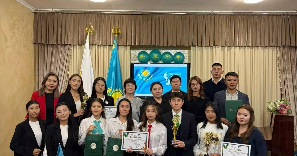  «25 – ҚАЗАН РЕСПУБЛИКА КҮНІНЕ АРНАЛҒАН ИНТЕЛЛЕКТУАЛДЫҚ КВИЗ-САЙЫСЫ ӨТТІ» 