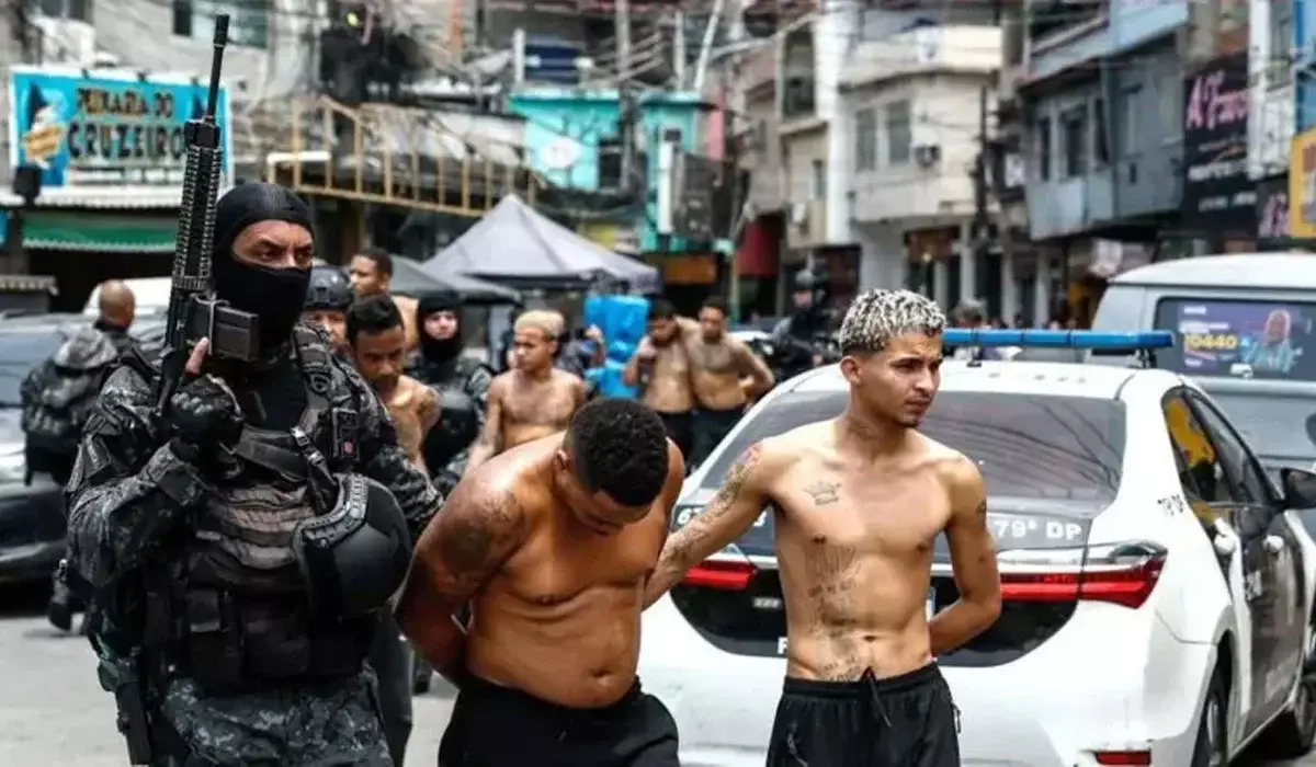 Бразилияда полиция есірткіге қарсы рейд жүргізген: 130-дан астам адам қаза тапты