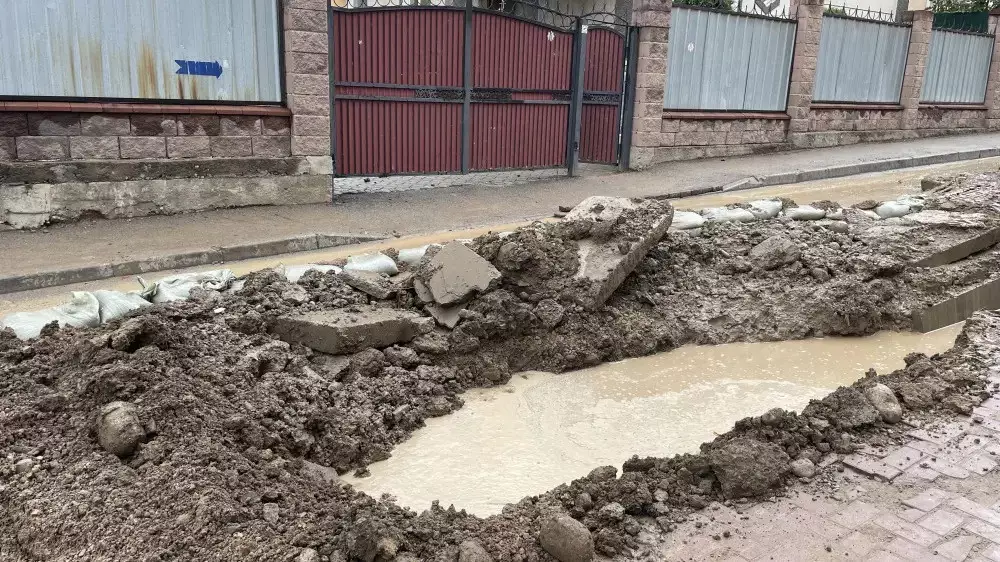 Подрядчиков в Алматы массово лишают лицензий