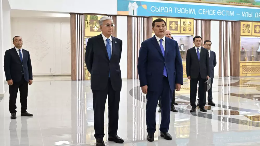 Токаев оценил работу акима Кызылординской области