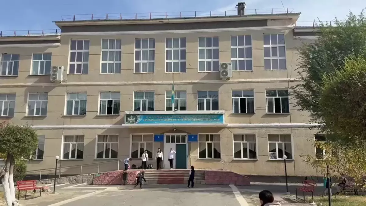 Жамбыл облысында дәрігерлер 700-ден астам оқушыны құжат жүзінде ғана тексерген