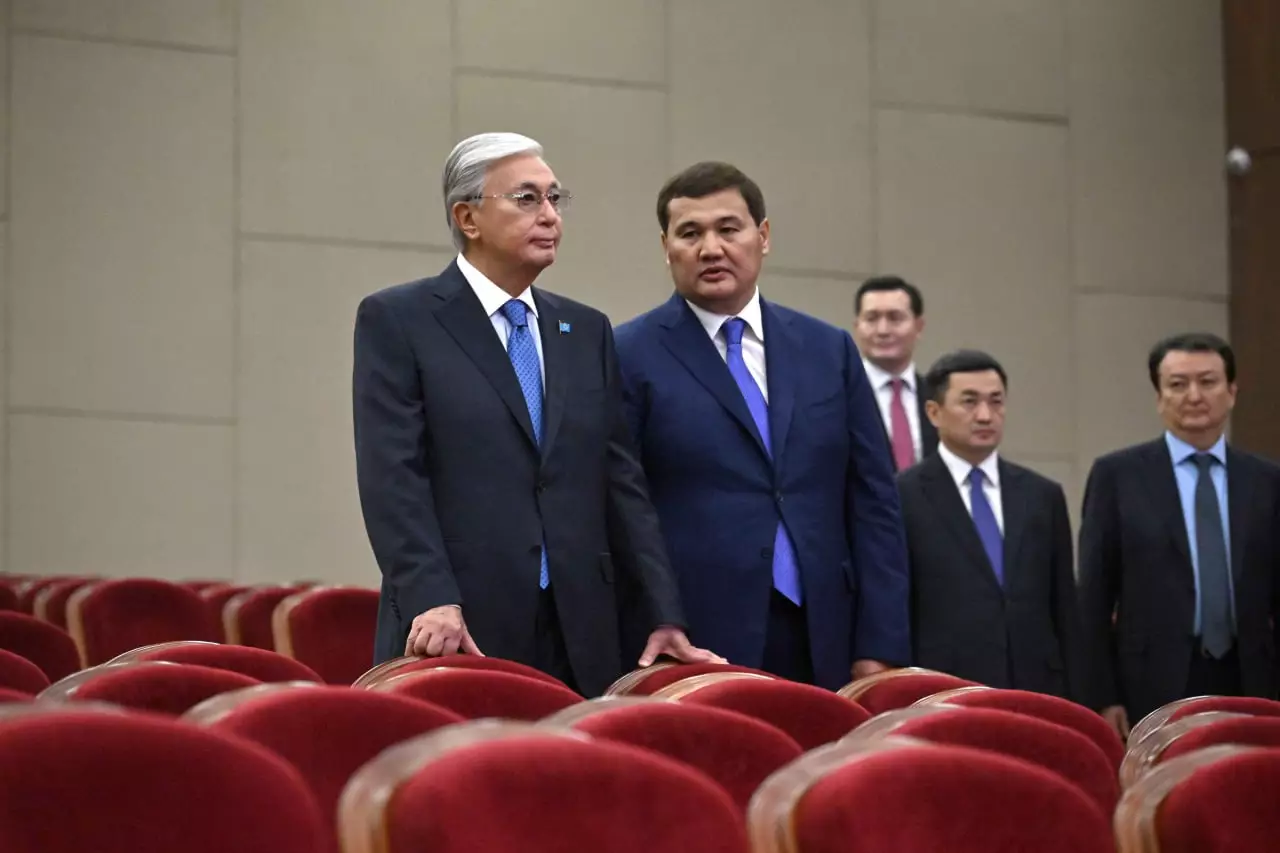 Токаев посетил Центр искусств в Кызылорде