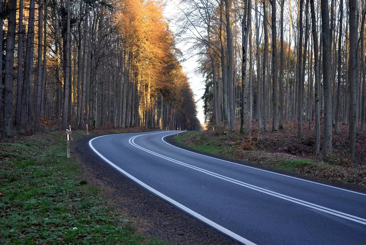 10 подрядчиков попали в список недобросовестных за плохие дороги