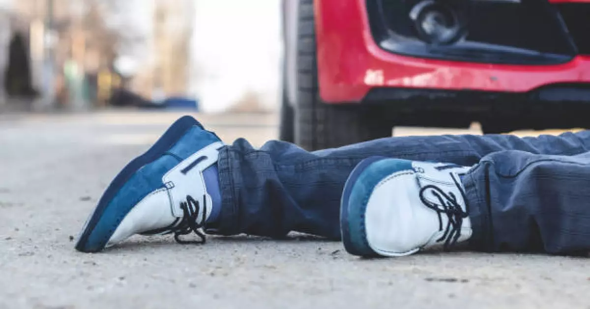   Ақтөбеде 8-сынып оқушысы әкесінің көлігін рұқсатсыз мініп кетіп, қаза тапты   