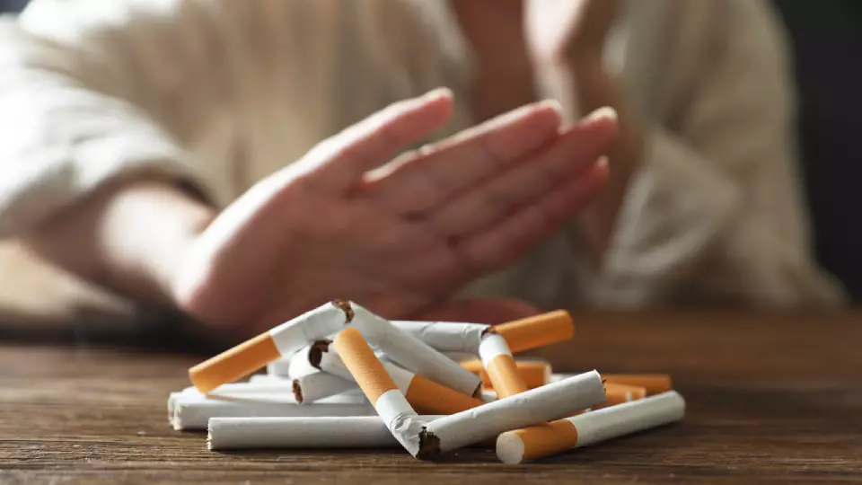 Ғалымдар: темекіні тастаған адамдардың табысы арта түседі