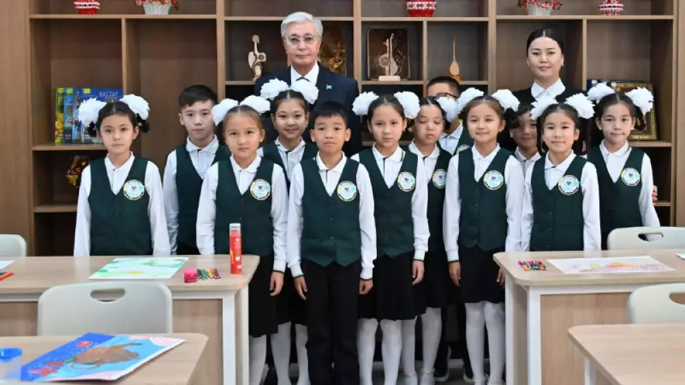 Тоқаев Қызылордадағы балалар академиясына барды