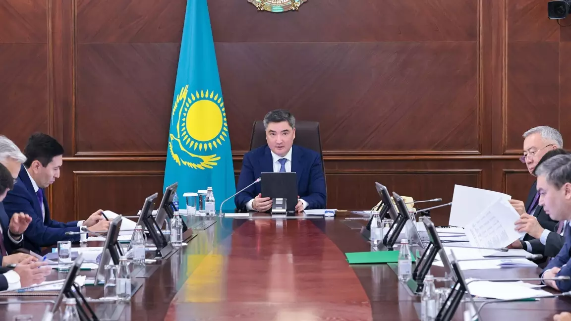 Президент тапсырмаларын жүзеге асыру: Үкіметте экономикаға инвестиция тарту қарқыны қаралды