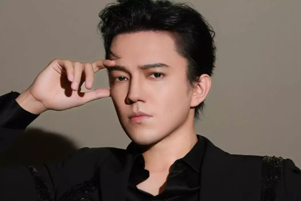 Димаш Кудайберген готовит грандиозную премьеру: названа дата запуска шоу