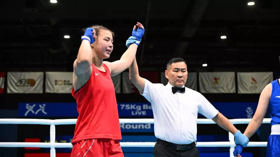 Казахстанска разгромила соперницу из Узбекистана в финале юношеской Азиады