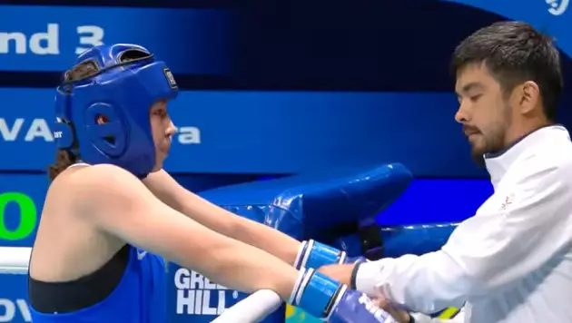 Казахстан оставил Узбекистан без золота Азиады в боксе