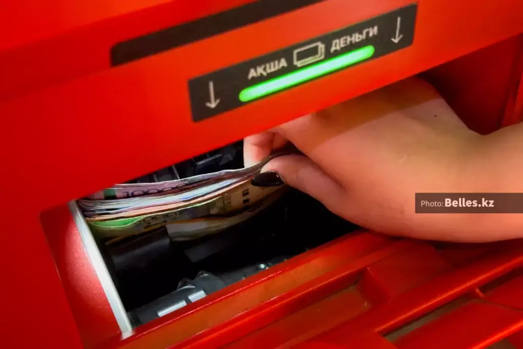 Банкам Казахстана запретят разгонять кредитование: капитал заморозят