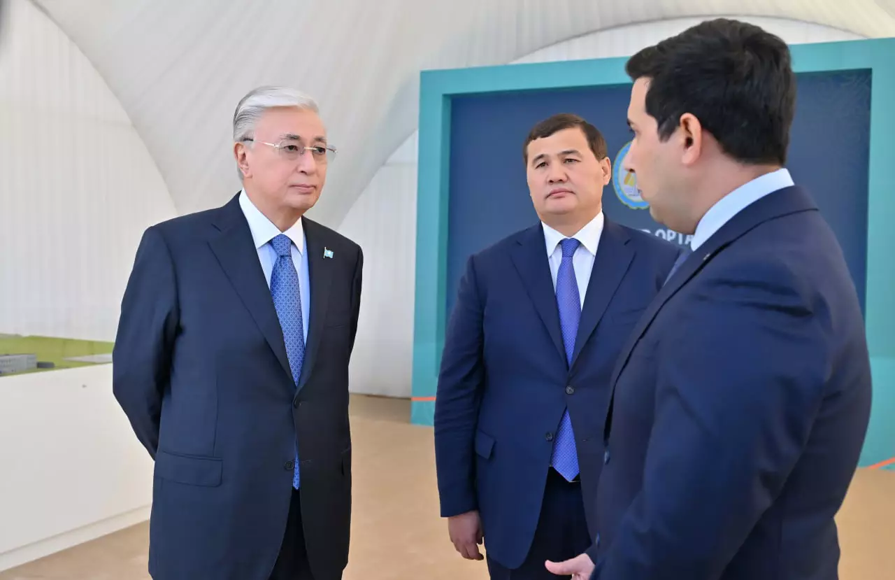 Глава государства посетил новую ТЭЦ