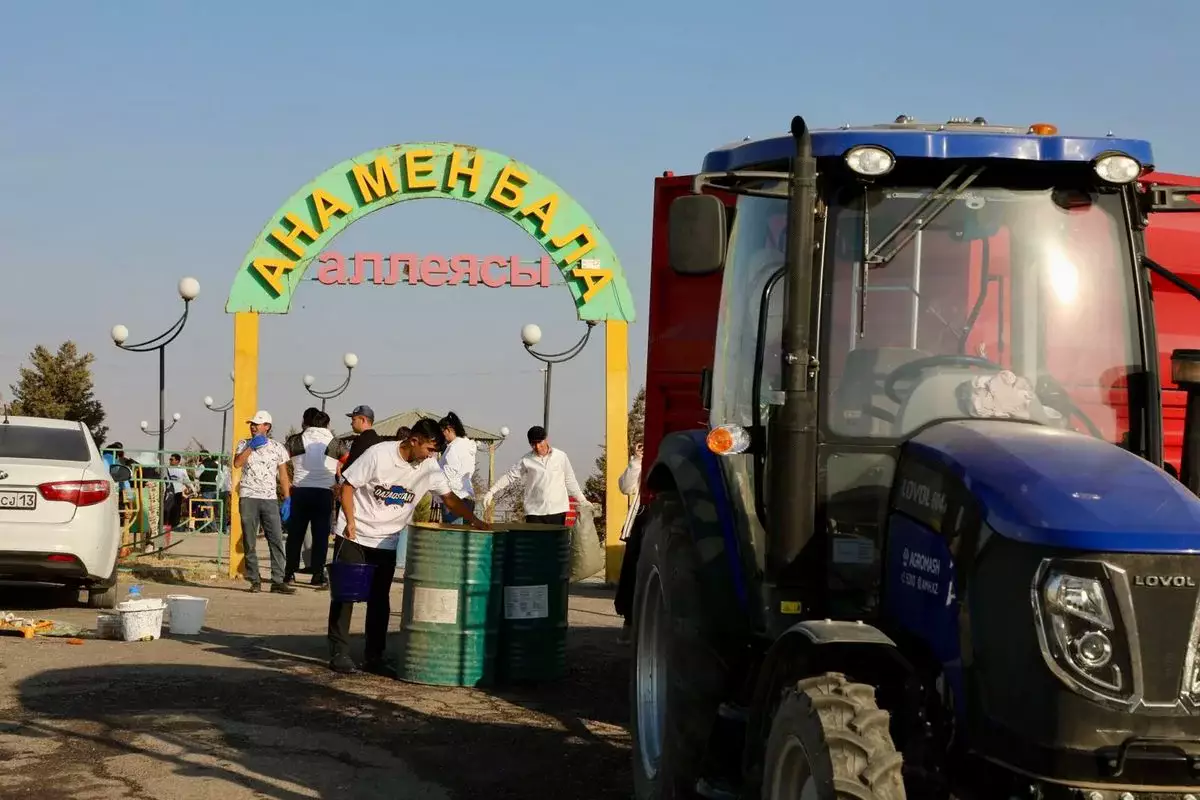 «Таза бейсенбі» от «AMANAT»: чистота начинается с каждого из нас