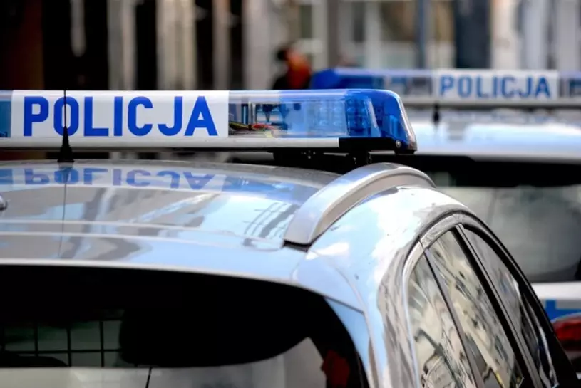 В Польше неизвестные обстреляли здание школы