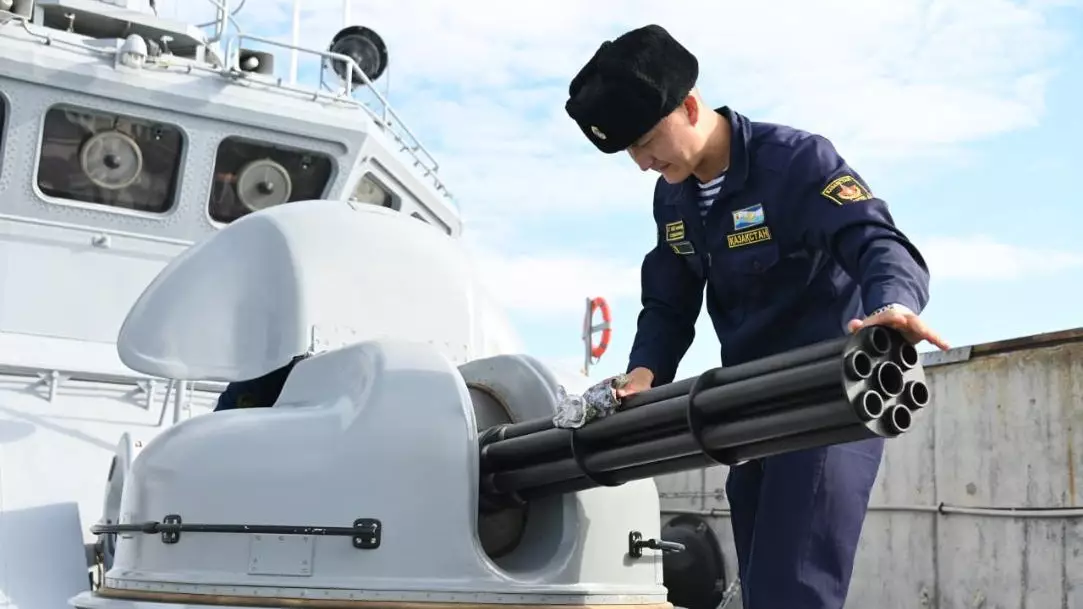 Әскери-теңіз күштерінің кемелері қысқы кезеңге дайын ба?