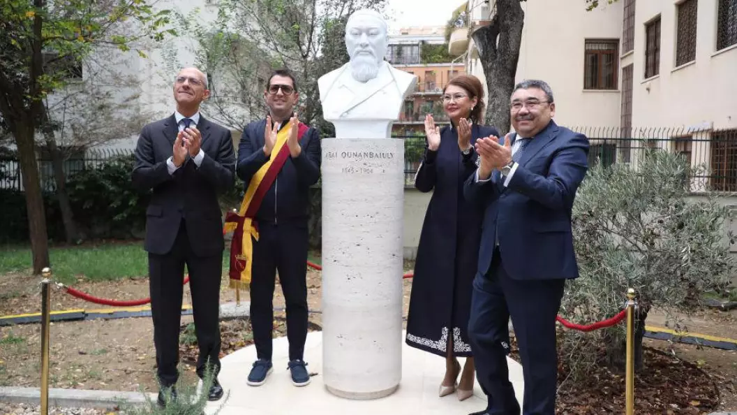 Италияда Абай Құнанбайұлының бюсті ашылды