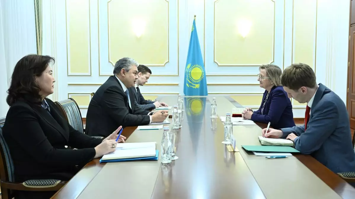 Ермек Көшербаев Ұлыбритания Елшісін қабылдады