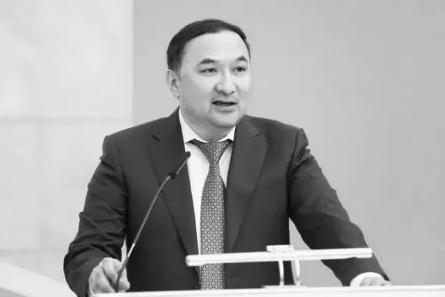 Талғат Теменов. Адам өмірге келеді... Өмірден кетеді...