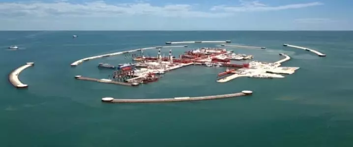 Казахстан и ExxonMobil планируют следующий этап разработки месторождения Кашаган, несмотря на судебные разбирательства.