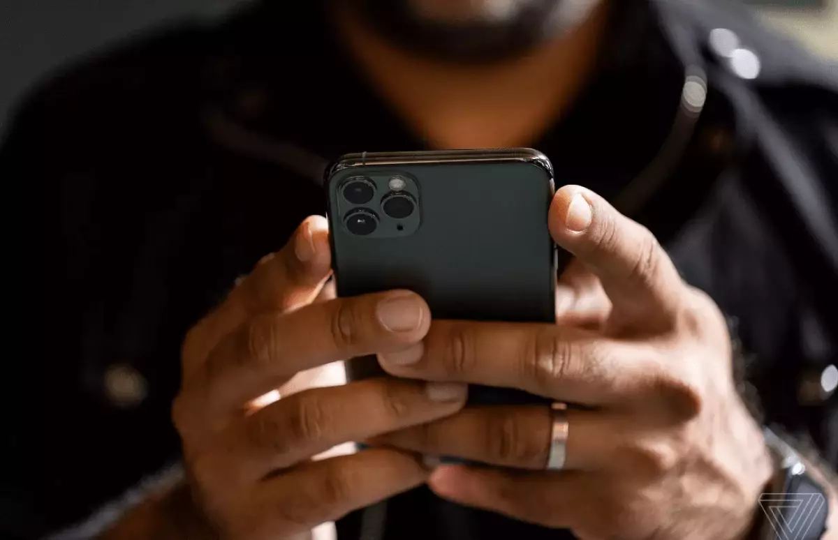 Зачем переплачивать? Топ смартфонов, которые могут заменить iPhone 17