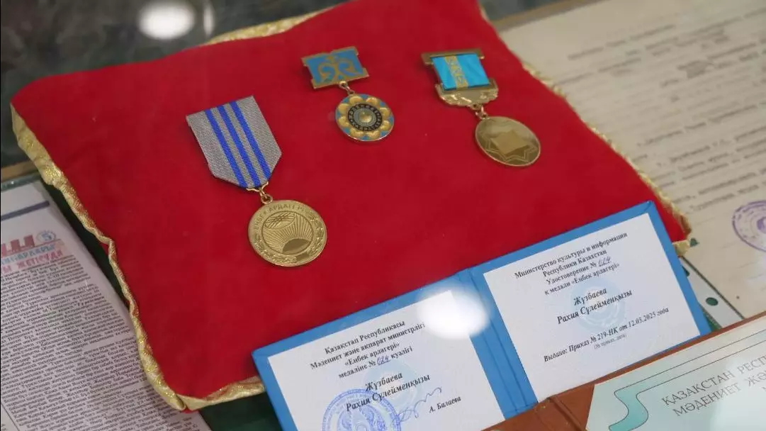 «Әзірет Сұлтан» музей-қорығында «Музейде өрнектелген өмірім» атты көрме ашылды