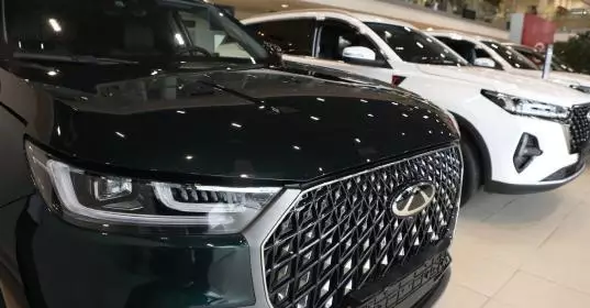 Автомобили из Казахстана превратятся в роскошь из-за увеличения сборов в тысячу раз.