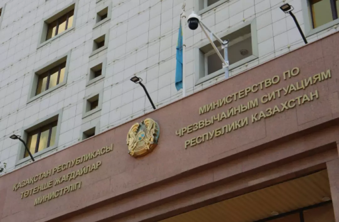 МЧС РК объяснило нормой закона молчание про взрыв газа и обрушение многоквартирного дома