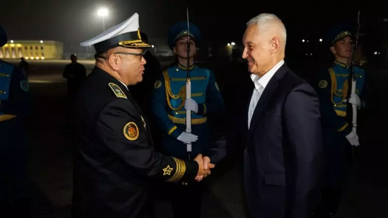 Зачем министр обороны РФ прилетел в Казахстан