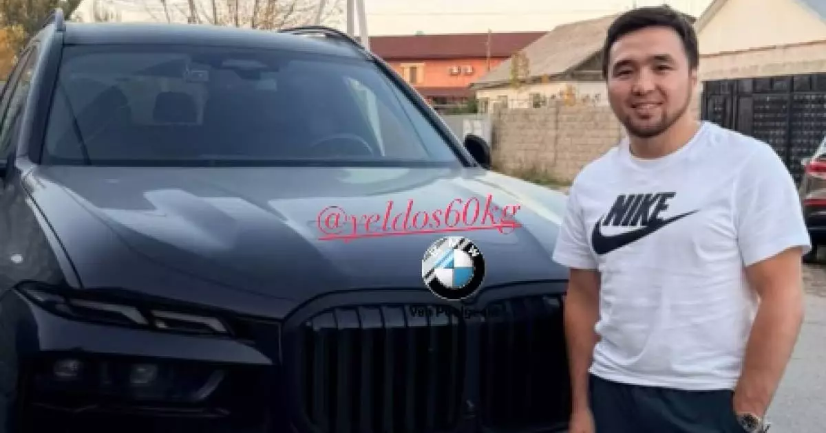  Елдос Сметов Динара Сәтжанның күйеуі сыйлаған көлікті сатып, жаңасын алды (ФОТО) 