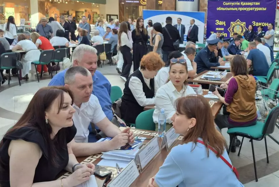 Народный юрист: тысячи казахстанцев получат бесплатную правовую помощь