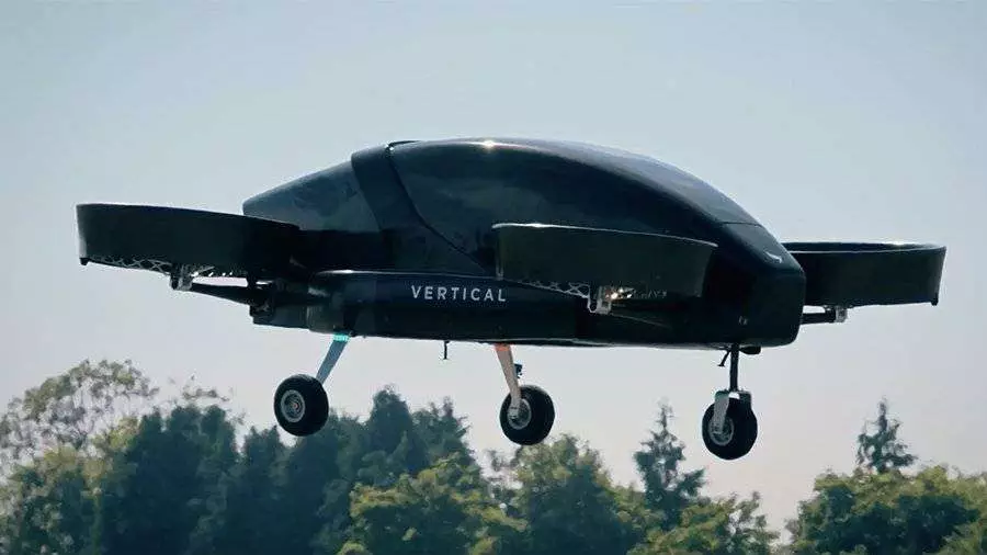 Британияда алғашқы «ұшатын такси» әуеге көтерілді