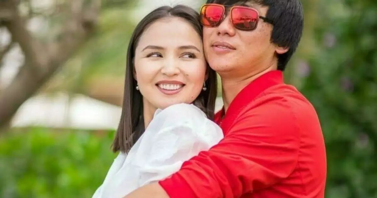   "Басы-қасында жүрміз": Жұлдыз Әбдікәрімова Қайрат Нұртастың концерті алдында қолдау білдірді   