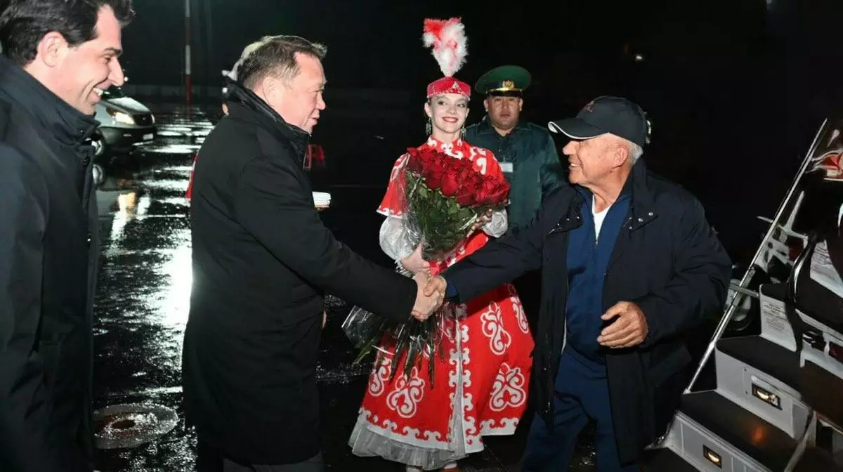 Глава Татарстана Рустам Минниханов прибыл в Казахстан с рабочим визитом