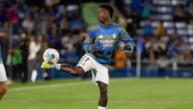 Ағылшындық клуб Винисисусты 200 млн еуроға сатып алғысы келеді