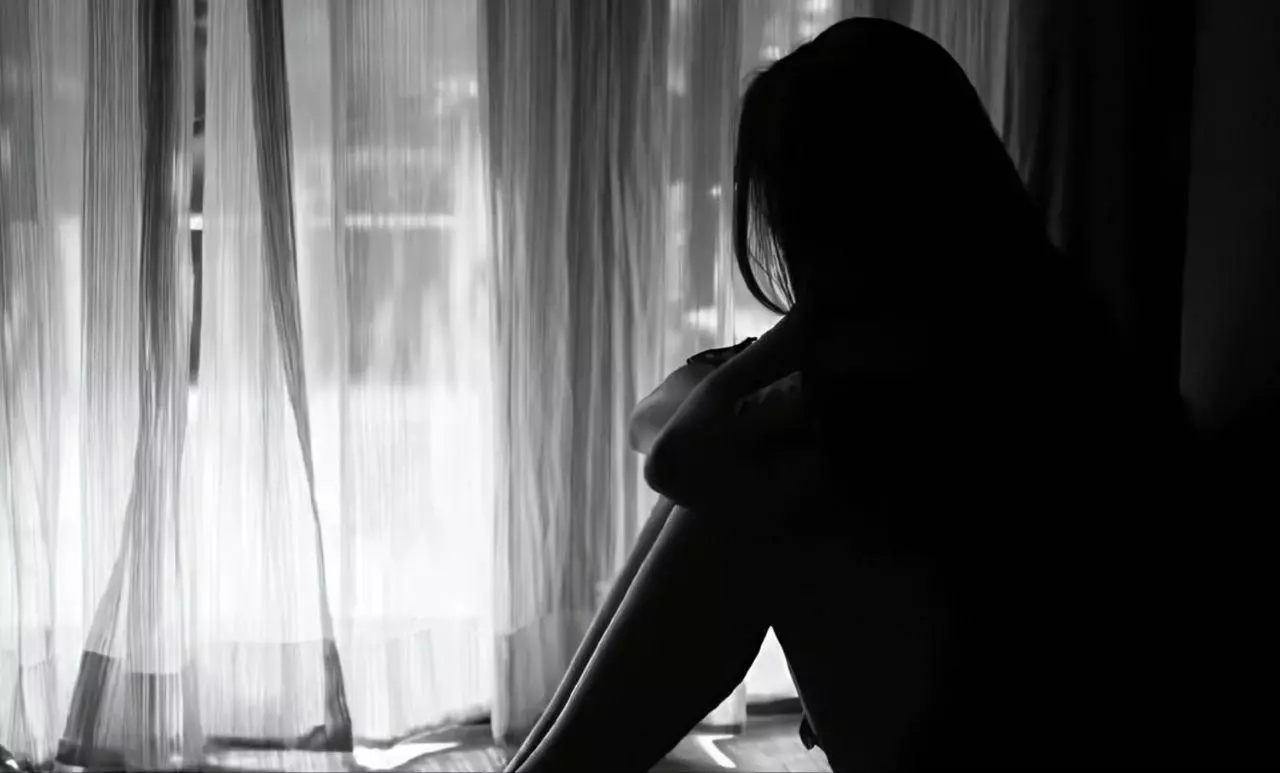 Алматы облысында бозбала 12 жасар қызға озбырлық жасады деген күдікпен қамауға алынды