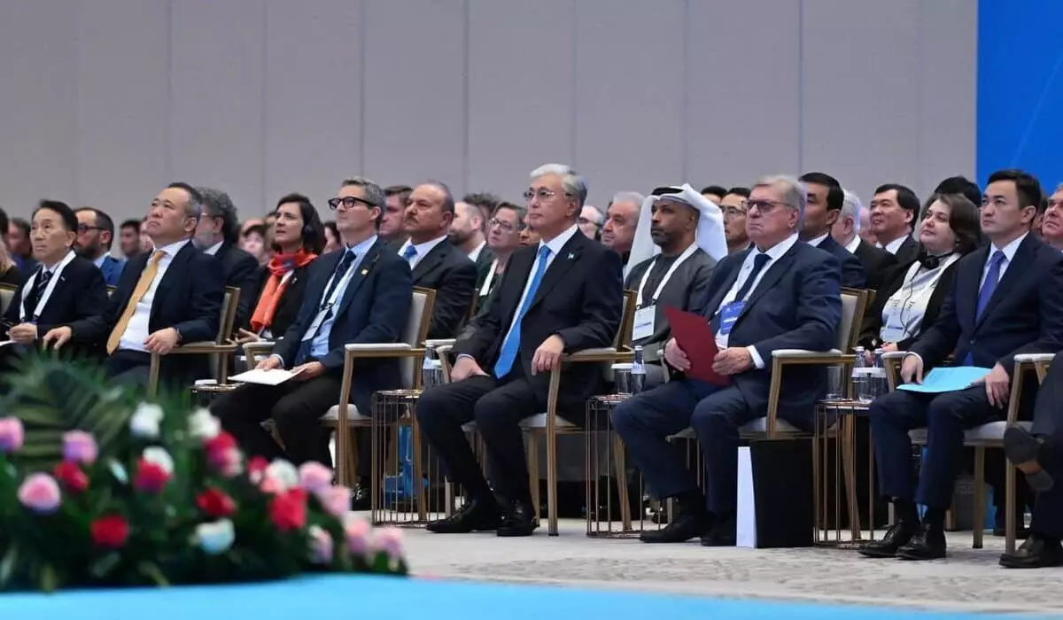 Токаев участвует в международном форуме в Астане